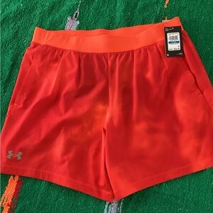NWT-UNDER ARMOUR Men's UA Speedpocket 7" Wash Shorts NWT Orange SIZE: XL
K1